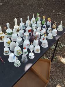 lot 270 image: approximately 40 Bells