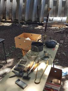 lot 273 image: corn popper, hookah and more