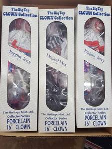lot 1156 image: (3) 16 porcelain clown dolls