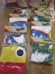 lot 1163 image: 8 wind socks