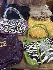 lot 1167 image: 6 purses