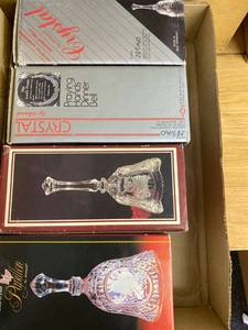 lot 1589 image: 4 crystal bells