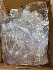 lot 1629 image: approx 30 butterfly wands, lights do not work