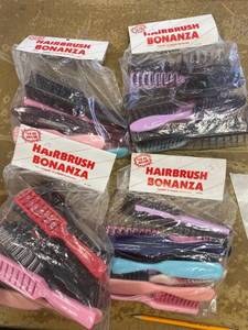 lot 1648 image: 40 assorted hairbrushes