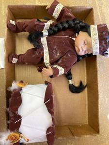 lot 1654 image: Native American doll & drum