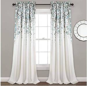 lot 291 image: Window Curtains