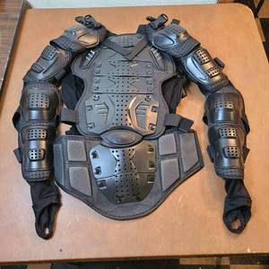 lot 366 image: Paintball Vest
