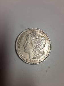 lot 118 image: 1900 Morgan Silver Dollar
