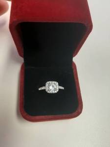 lot 167 image: Ring in Box