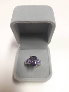 lot 174 image: Ring with Purple Stones