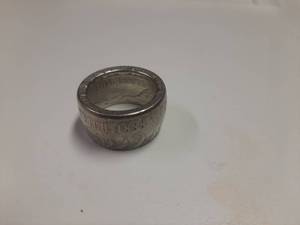 lot 183 image: Ring Made from Coin