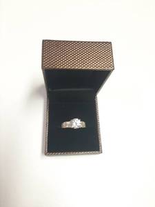 lot 188 image: Ring in Box