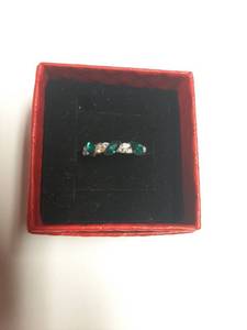 lot 222 image: Ring with Green Stones