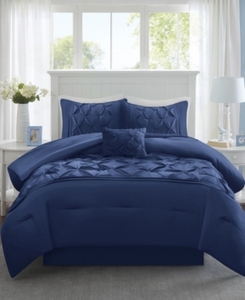 lot 51130 image: Comfort Spaces Cavoy Ultra Soft Hypoallergenic Microfiber Tufted Pattern 5 Piece Comforter Set Bedding, King, Navy