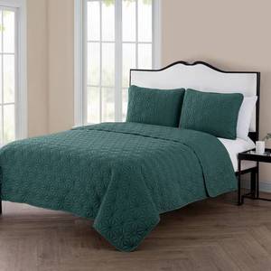 lot 51171 image: VCNY Home Kaleidoscope Pattern 3 Piece Quilt Set, King, Sea Glass