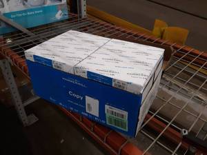 lot 73198 image: Hammermill 20lb Copy Paper, 8.5 x 11, 8 Ream Case, 4,000 Sheets, Made in USA, Sustainably Sourced From American Family Tree Farms, 92 Bright, Acid Free, Economical Multipurpose Printer Paper, 113640C