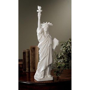 lot 73264 image: Design Toscano Liberty Enlightening the World Sculpture