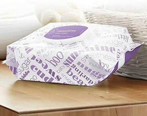 lot 6068 image: Amazon Elements Baby Wipes, Sensitive, 80 Count - 1 Flip-Top Pack