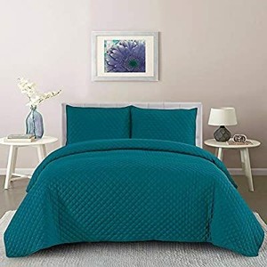 lot 6134 image: Queen Size Vintage BedSpread Pre Wash Oversized, Teal