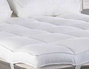 lot 6174 image: Queen Mattress Topper, Plush Pillow Top Mattress PadBed Topper, Hotel Quality Down Alternative Pillow Topper