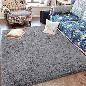 lot 1080 image: area rug 5x8