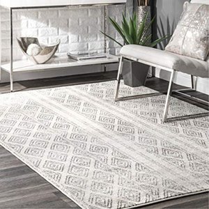 lot 1260 image: nuLOOM Sarina Diamonds Area Rug, 5 x 7 5, Grey