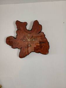 lot 1010 image: Decorative wall clock not wood