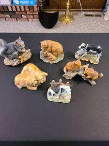 lot 1018 image: Set of 6 porcelain figurines by Homco
