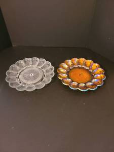 lot 1108 image: Set of 2 deviled egg holders