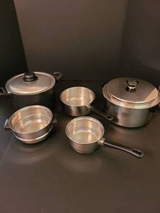 lot 1110 image: Set up 7 pans