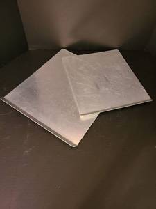 lot 1129 image: Set of 2 air baking sheets