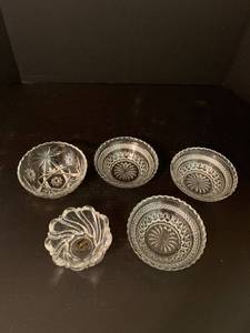 lot 1208 image: Set of five bowls, one Mikasa