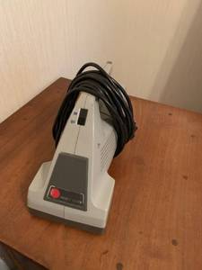 lot 1310 image: Hoover heavy duty brush vac