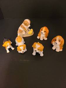lot 1407 image: Set of 6 dog figurines by Homco