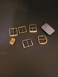 lot 1409 image: Assorted belt buckles
