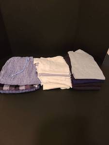 lot 1425 image: Mens pajama pants, T shirts and undershirts
