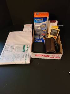 lot 1533 image: Assorted personal monitoring supplies