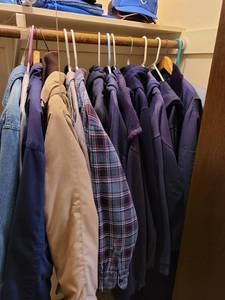 lot 1539 image: Assorted mens coats and jackets, medium