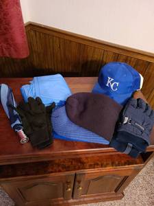 lot 1540 image: Assorted mens hats gloves poncho and umbrella
