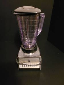lot 2001 image: Osterizer blender