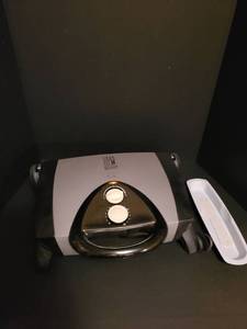 lot 2005 image: George foreman grill