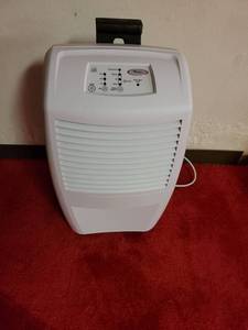 lot 2032 image: Whirlpool dehumidifier