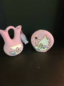lot 2049 image: Southwest decor