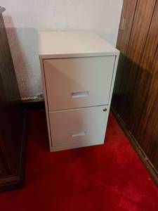 lot 2057 image: 2 drawer file cabinet