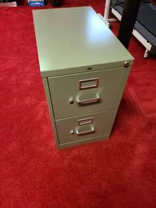 lot 2058 image: 2 drawer file cabinet