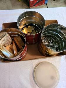 lot 3015 image: Assorted garage items