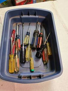 lot 3027 image: Assorted screwdrivers