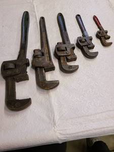 lot 3048 image: Assorted pipe wrenches