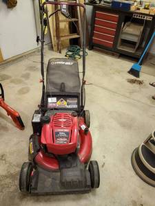 lot 3067 image: Troy bilt electric start, self propelled mower, starts easy and runs well