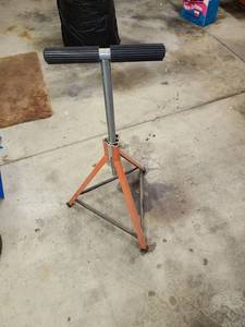 lot 3081 image: Adjustable stand
